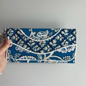 Vera Bradley retired blue lagoon pattern wallet wristlet